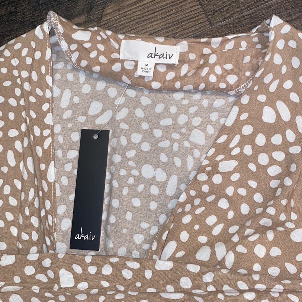 (SOLD) SUMMER CLEARANCE Akaiv Two Piece Set - Picture 3 of 4